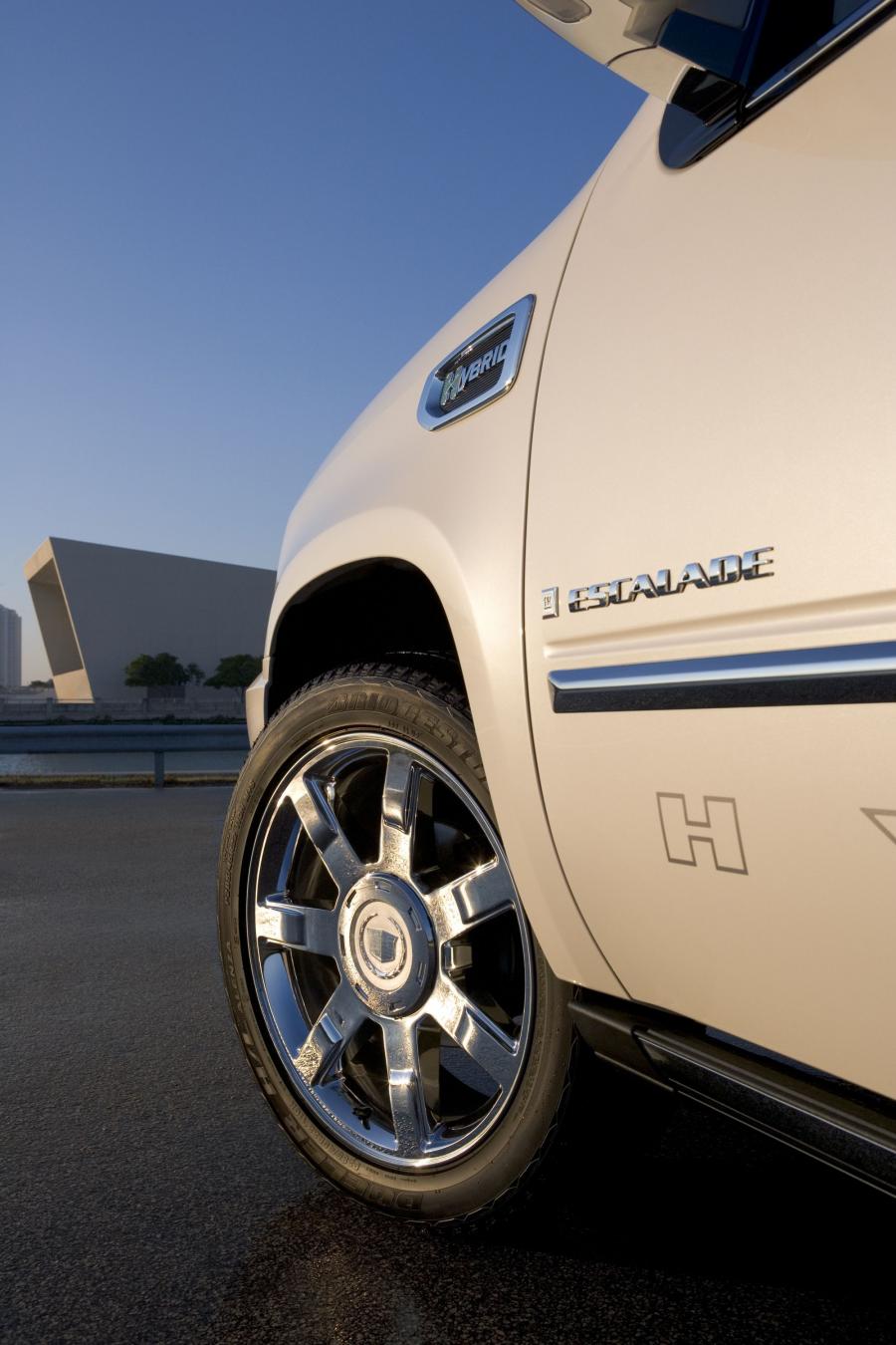  Cadillac Escalade Hybrid 2009 года  (фото 5 из 31)